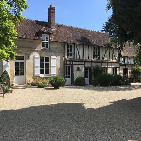 Bed and Breakfast Le Puits D'Angle Thibivillers Exterior foto