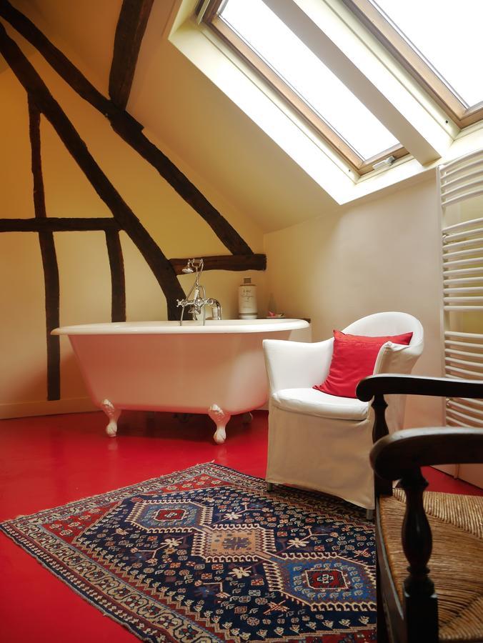 Bed and Breakfast Le Puits D'Angle Thibivillers Exterior foto